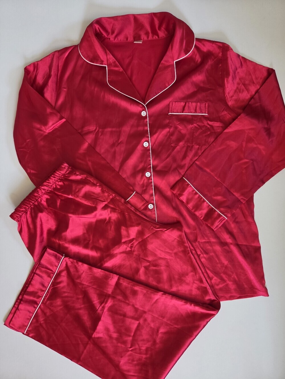 Like New! Red Satin Pajama set long sleeve and pants womens size Large